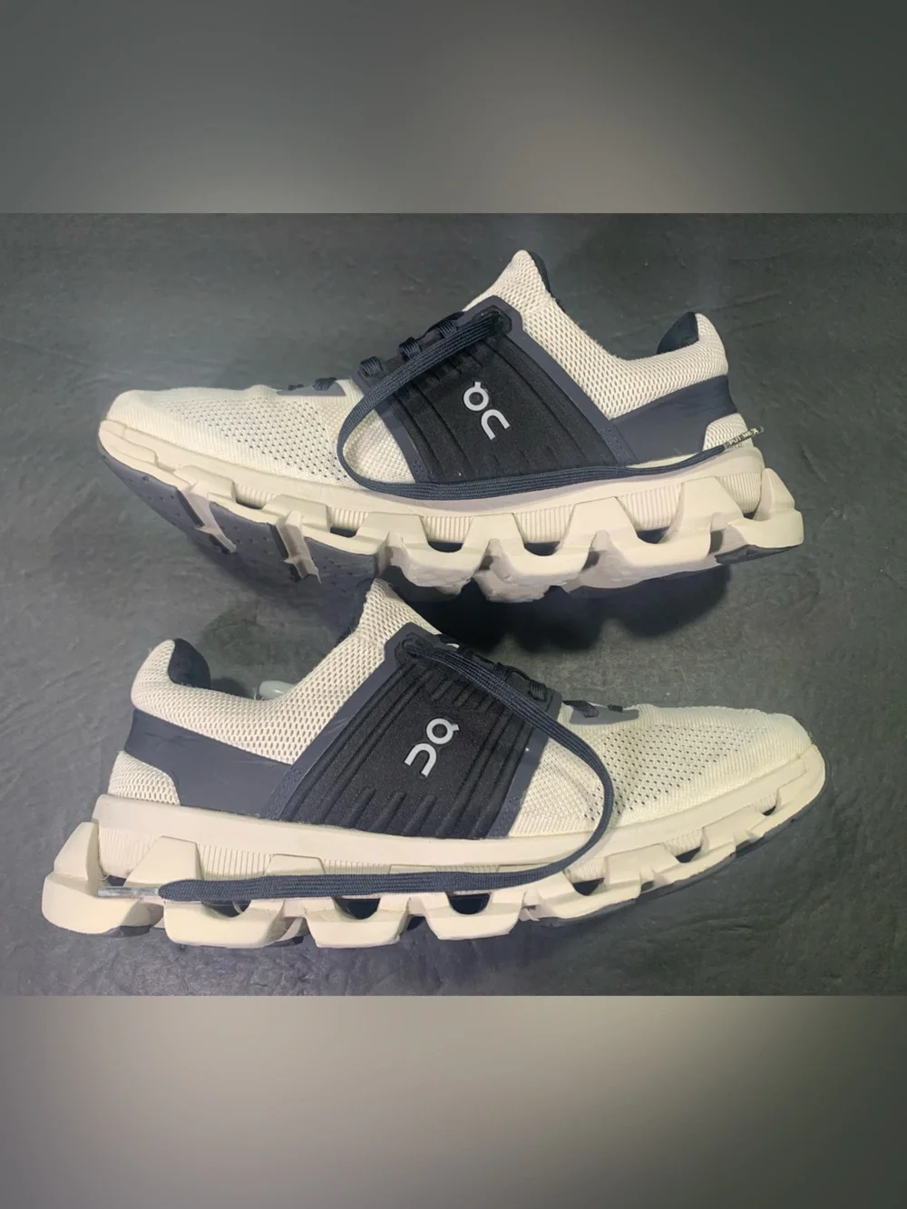 On Cloudswift 3 AD Woman’s Running Walking Sneakers Shoe Size- 8.5